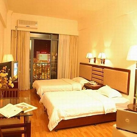 Green Bamboo Hotel Guilin Buitenkant foto