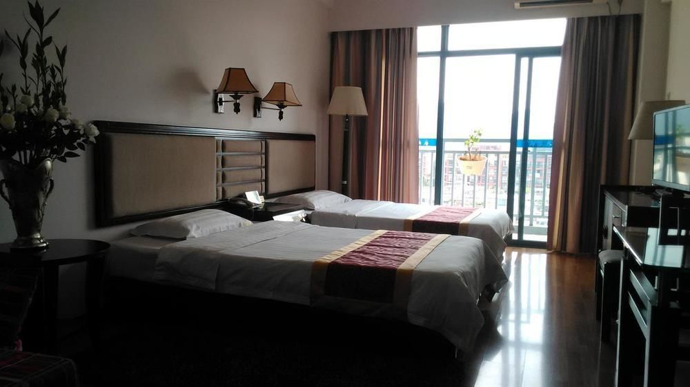Green Bamboo Hotel Guilin Buitenkant foto