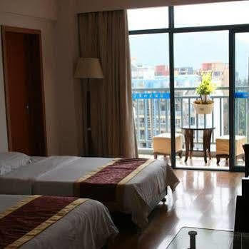 Green Bamboo Hotel Guilin Buitenkant foto